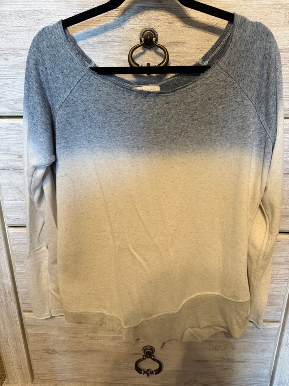 Women’s buckle gilded intent Blue to Cream Ombre off shoulder pull over- small